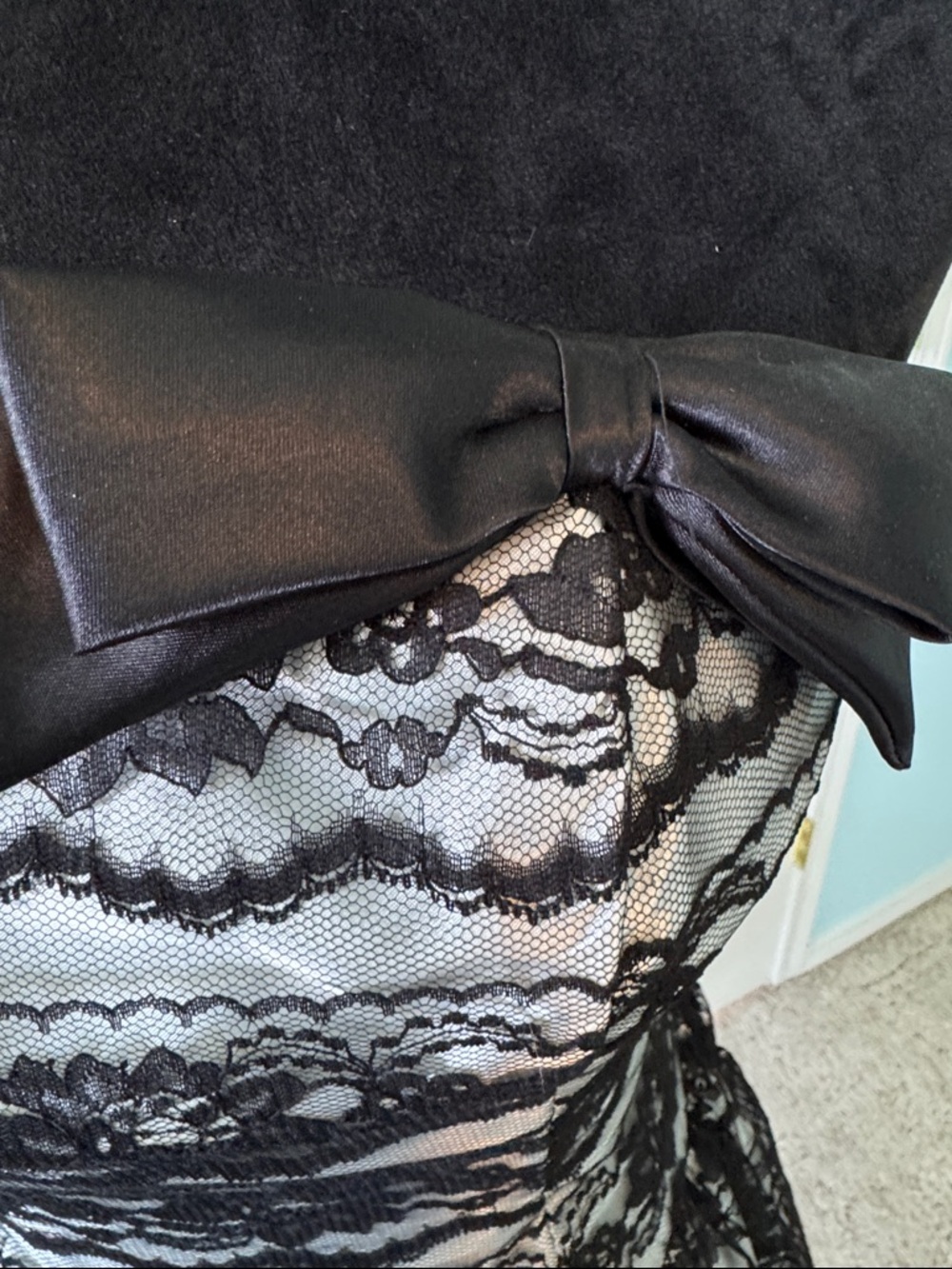 Jessica McClintock Black and White Lace Strapless Prom Dress - Picture 6 of 8